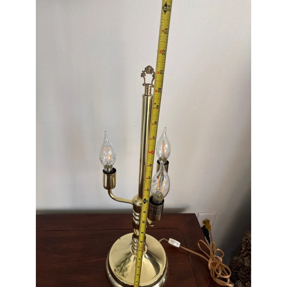Vintage‎ Brass 3 Light Candelabra Table Lamp Traditional Hollywood Regency Style